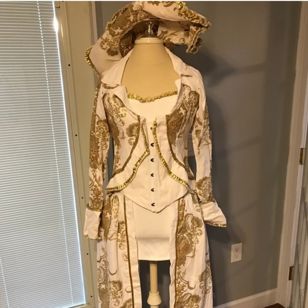 Authentic Roma pirate costume